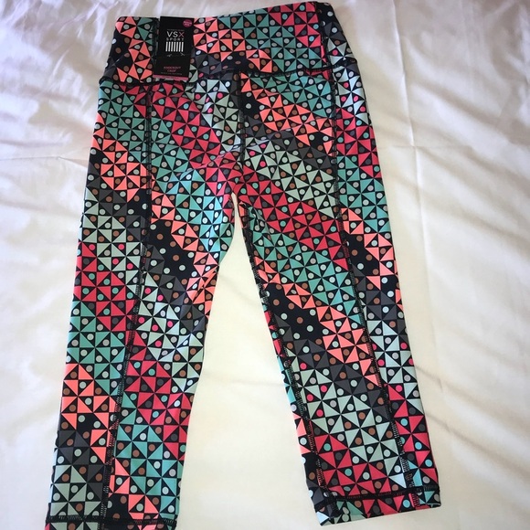NWT Victoria’s Secret Knockout Sport Crop Pants - Picture 4 of 7